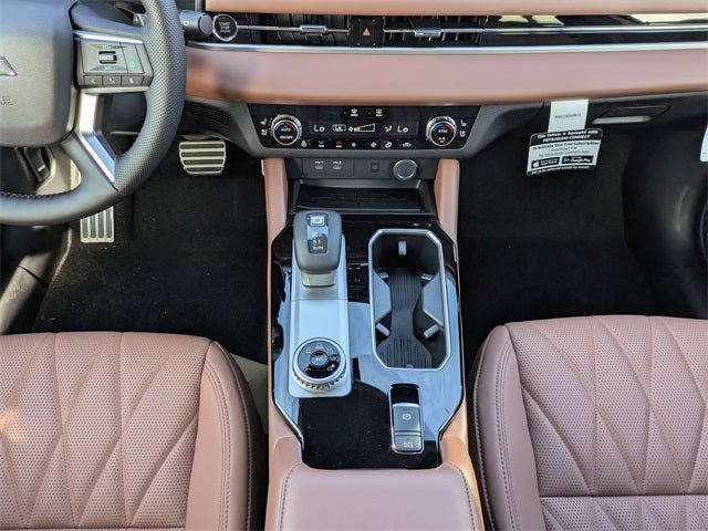 2025 Mitsubishi Outlander SEL