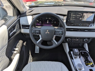 2025 Mitsubishi Outlander SEL