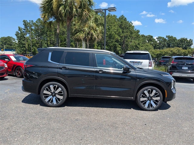2025 Mitsubishi Outlander SEL