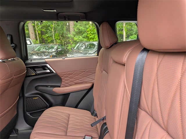 2025 Mitsubishi Outlander SEL