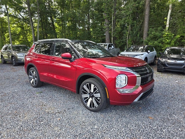 2025 Mitsubishi Outlander SEL