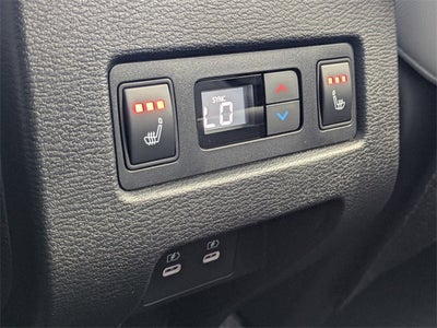 2025 Mitsubishi Outlander SEL