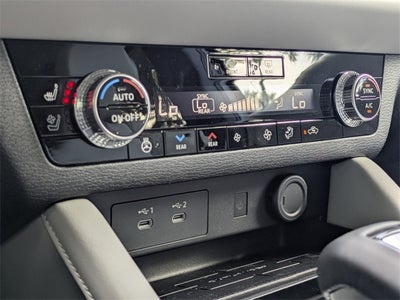 2025 Mitsubishi Outlander SEL