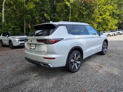 2025 Mitsubishi Outlander SEL