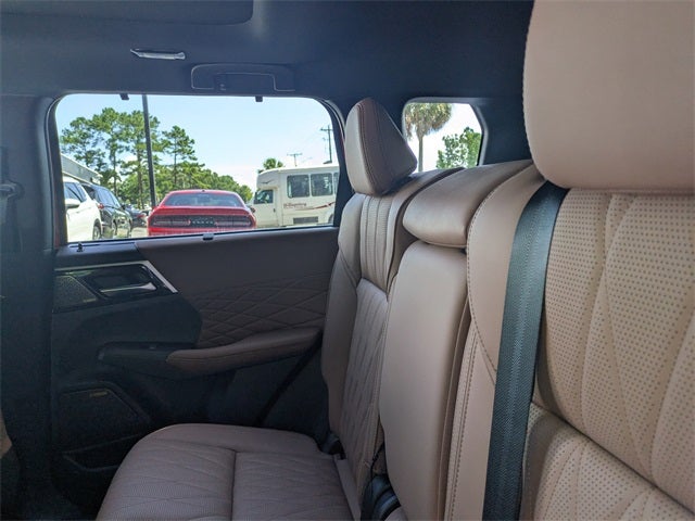 2025 Mitsubishi Outlander SEL