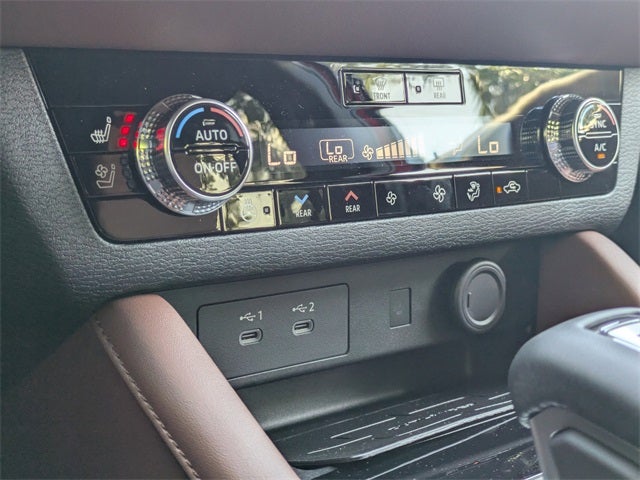 2025 Mitsubishi Outlander SEL