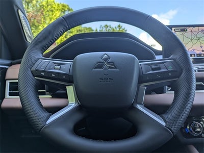 2025 Mitsubishi Outlander SEL