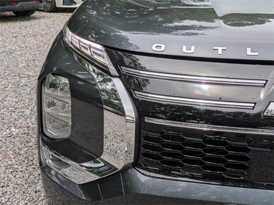 2025 Mitsubishi Outlander SEL