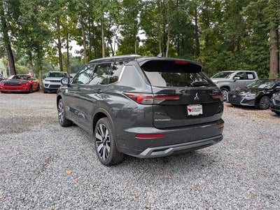 2025 Mitsubishi Outlander SEL