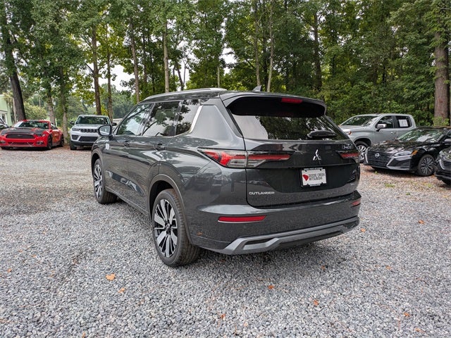 2025 Mitsubishi Outlander SEL