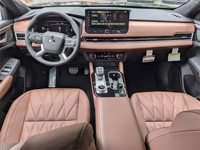 2025 Mitsubishi Outlander SEL