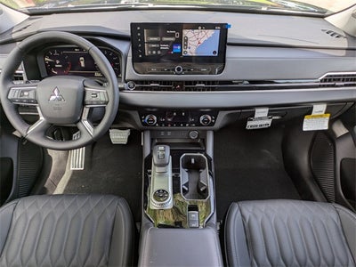 2025 Mitsubishi Outlander SEL