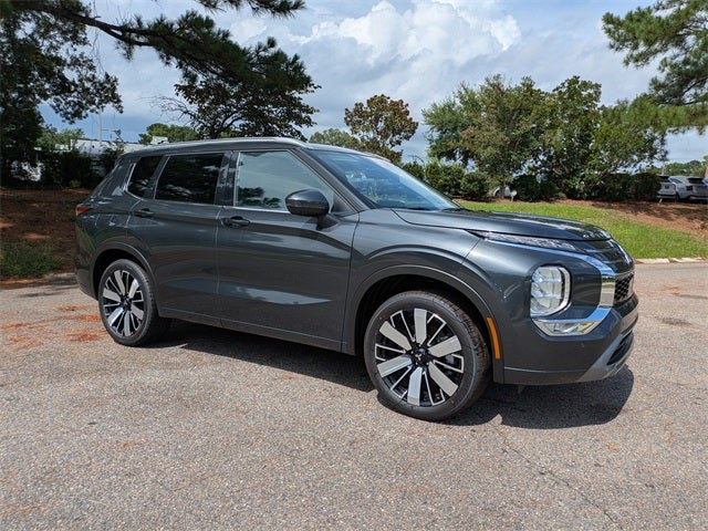 2025 Mitsubishi Outlander SEL