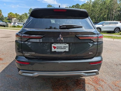 2025 Mitsubishi Outlander SEL