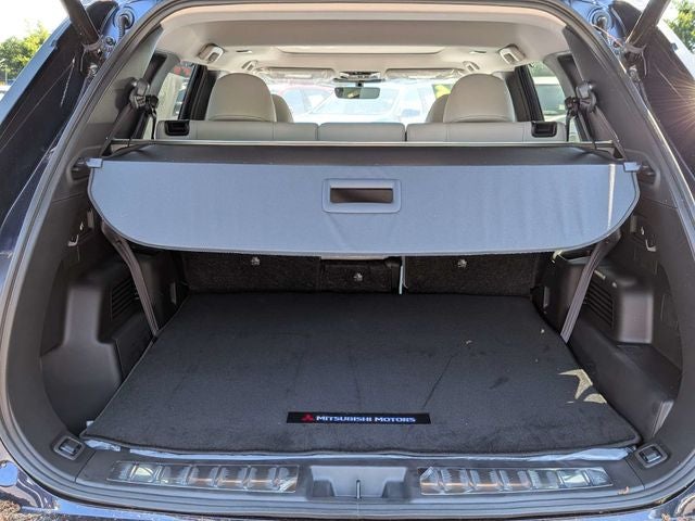 2026 Mitsubishi Outlander Base