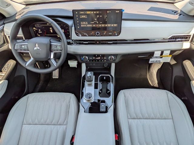 2026 Mitsubishi Outlander Base
