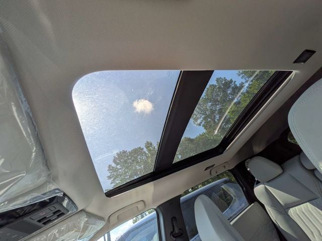2026 Mitsubishi Outlander Base