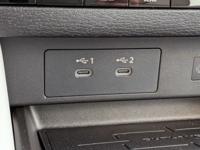 2026 Mitsubishi Outlander Base