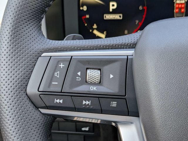 2026 Mitsubishi Outlander Base