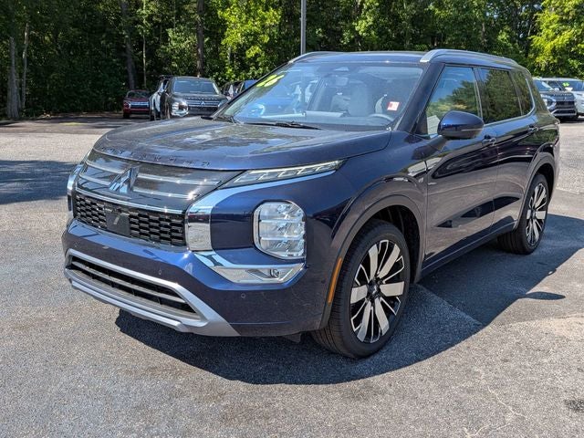 2026 Mitsubishi Outlander Base