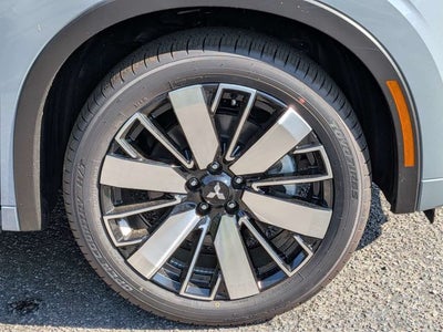 2026 Mitsubishi Outlander Base