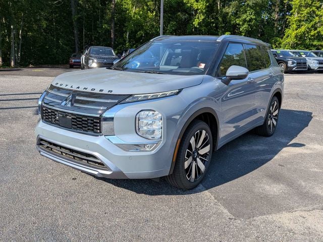 2026 Mitsubishi Outlander Base