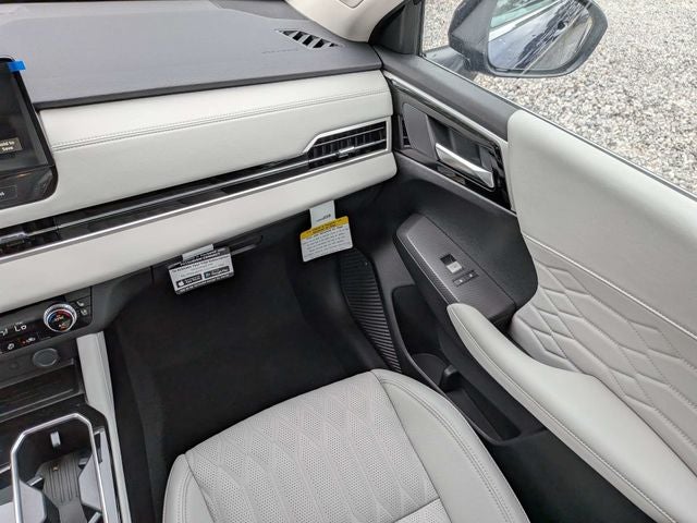2026 Mitsubishi Outlander SEL