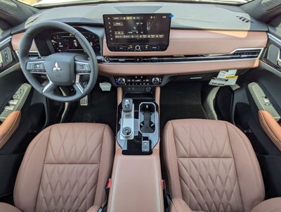 2026 Mitsubishi Outlander Base