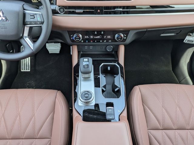 2026 Mitsubishi Outlander Base