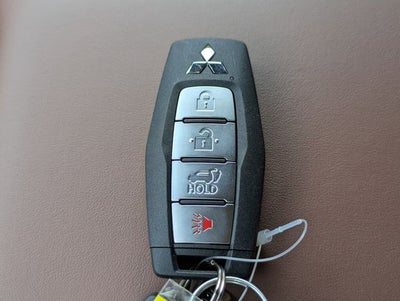 2026 Mitsubishi Outlander Base