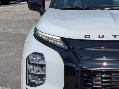 2026 Mitsubishi Outlander Black Edition