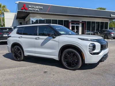 2026 Mitsubishi Outlander Black Edition