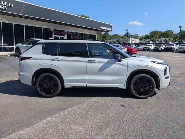 2026 Mitsubishi Outlander Black Edition