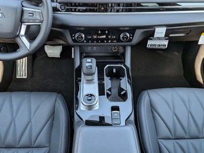2026 Mitsubishi Outlander Black Edition