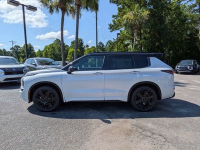 2026 Mitsubishi Outlander Black Edition