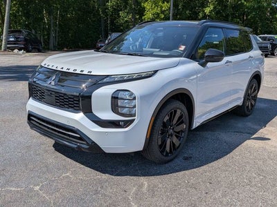 2026 Mitsubishi Outlander Black Edition