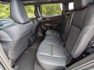 2026 Mitsubishi Outlander Black Edition