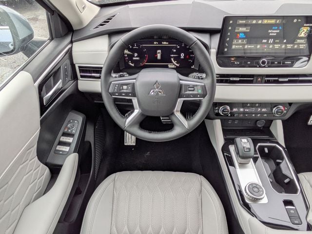 2026 Mitsubishi Outlander SEL