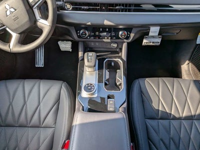 2026 Mitsubishi Outlander Black Edition