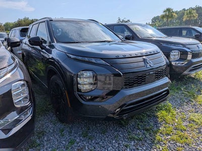 2026 Mitsubishi Outlander Black Edition
