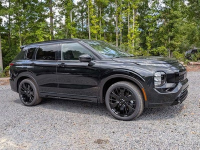 2026 Mitsubishi Outlander Black Edition