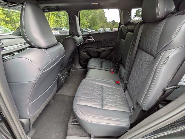 2026 Mitsubishi Outlander Black Edition