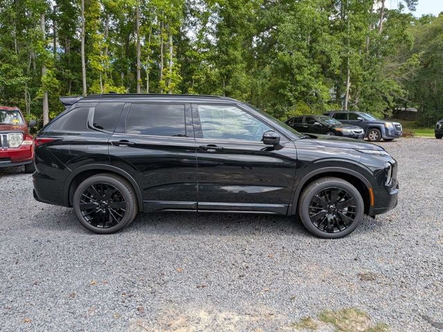 2026 Mitsubishi Outlander Black Edition