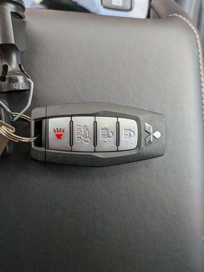 2026 Mitsubishi Outlander SEL
