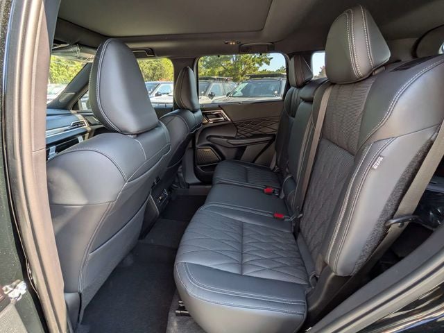 2026 Mitsubishi Outlander Black Edition