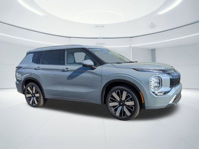 2026 Mitsubishi Outlander SEL