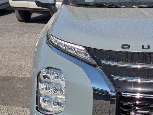 2026 Mitsubishi Outlander SEL