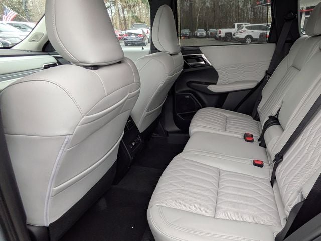 2026 Mitsubishi Outlander SEL