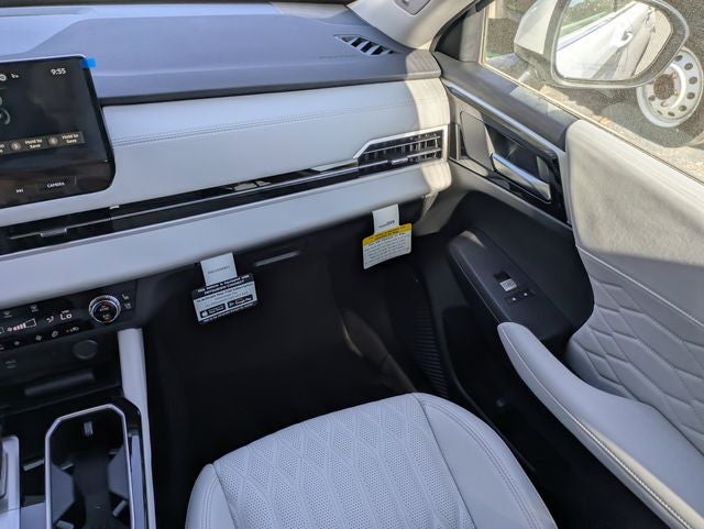 2026 Mitsubishi Outlander Base