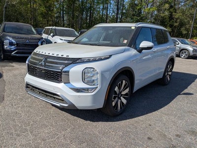 2026 Mitsubishi Outlander Base